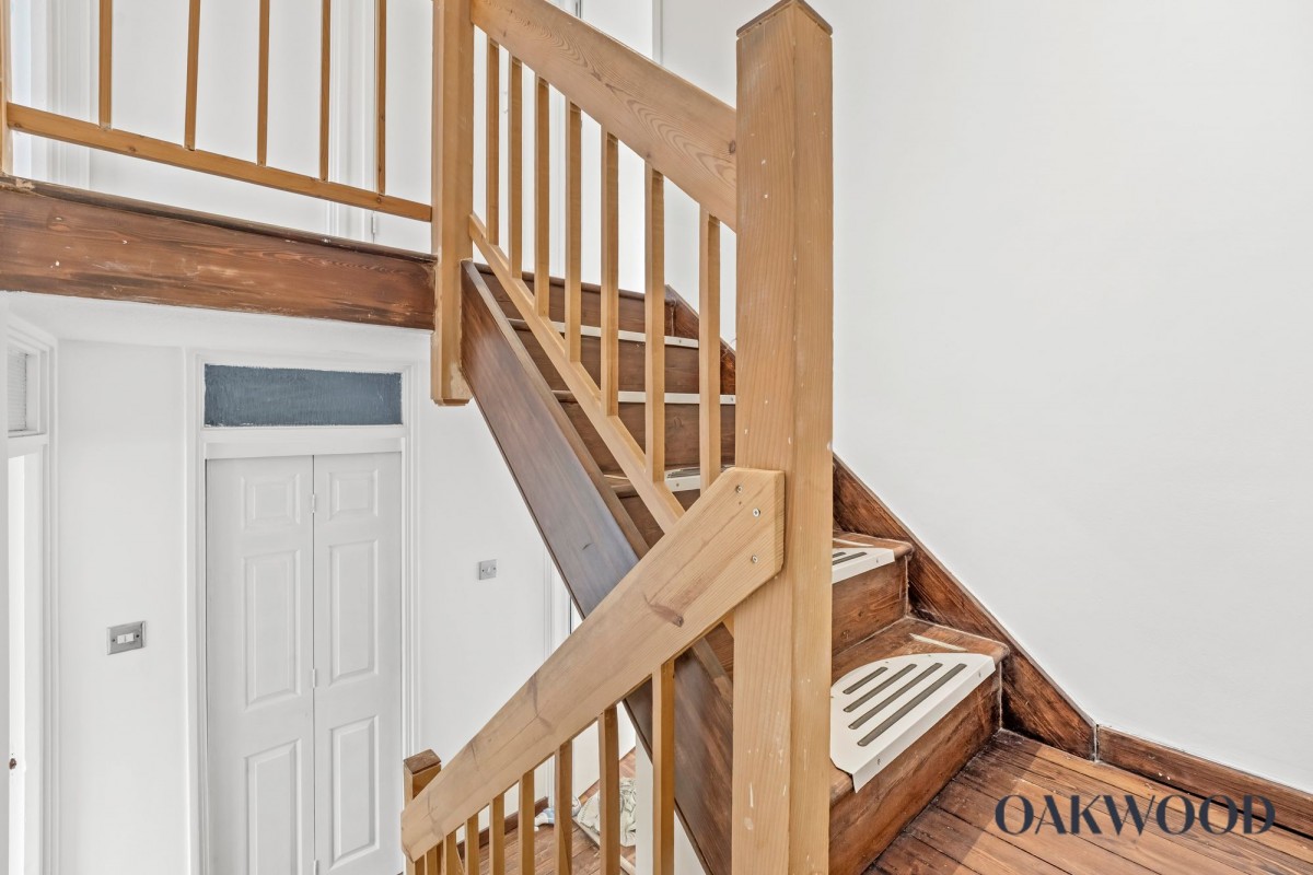 Image for London, N16 8AY