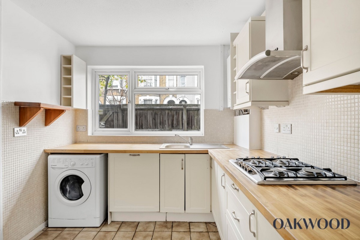 Image for London, N16 8AY