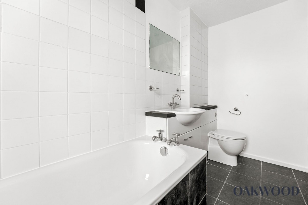 Image for London, N16 8AY