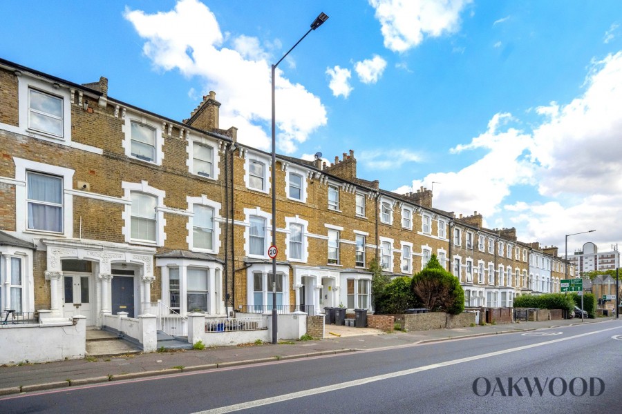 London, N16 7SH