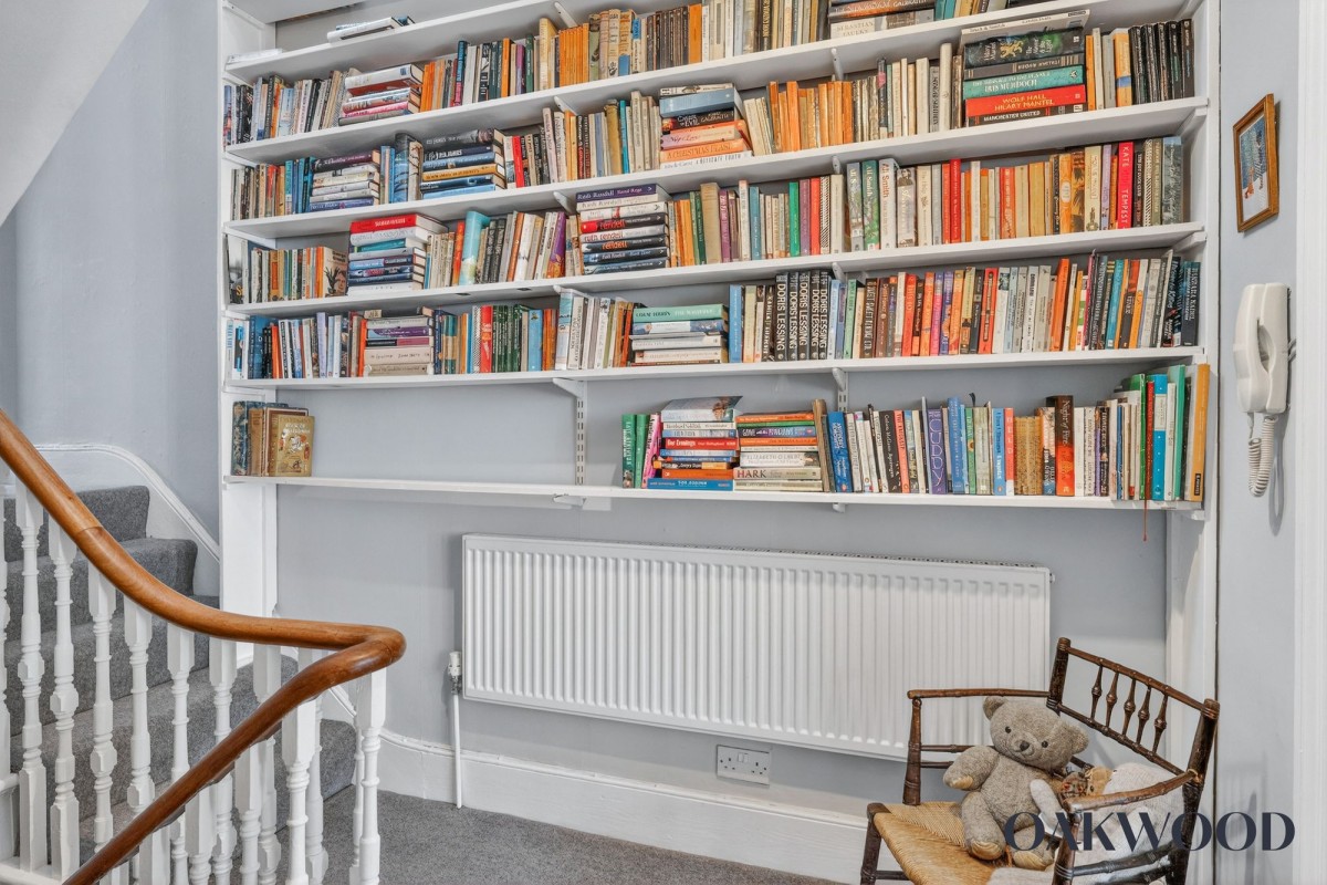 Image for London, N16 9BJ