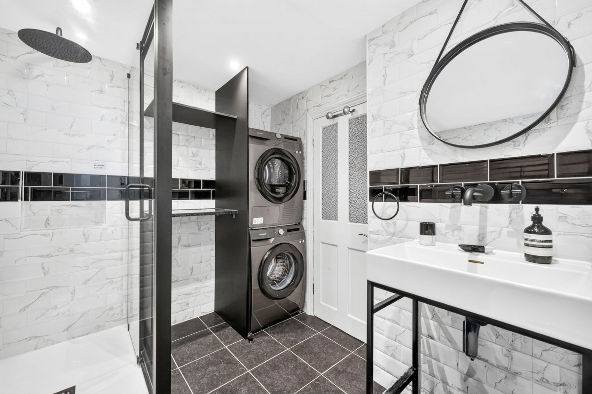 Image for London, N16 7UF