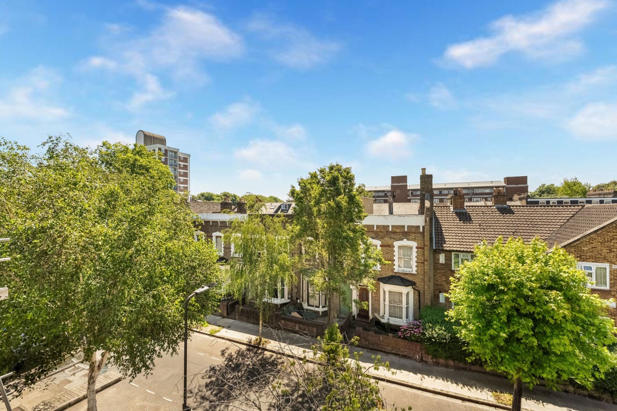 Image for London, N16 7UF