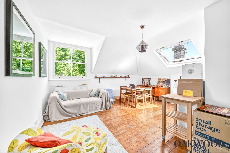 98 Cazenove Road, N16 6AD