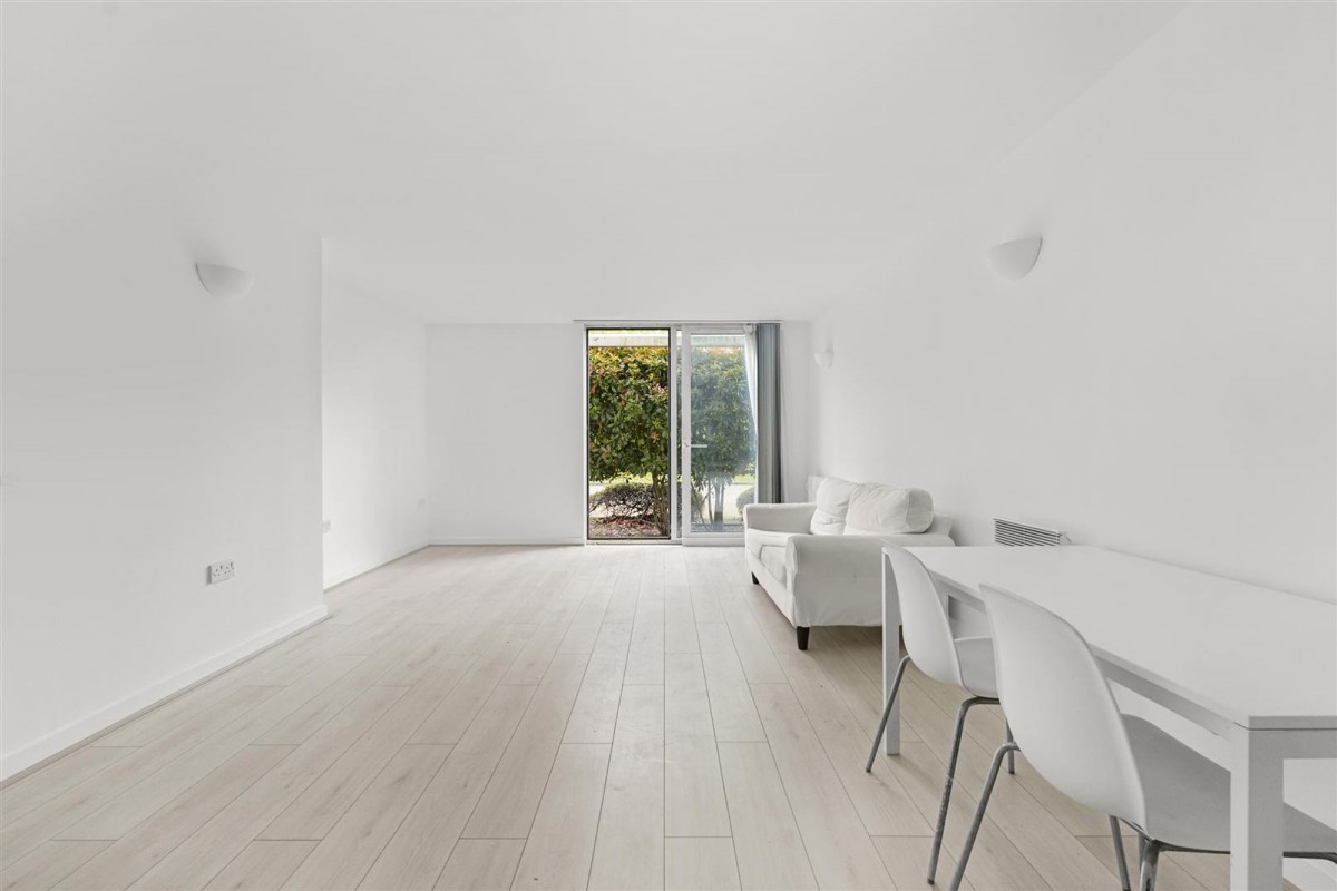 Image for London, N8 7QE