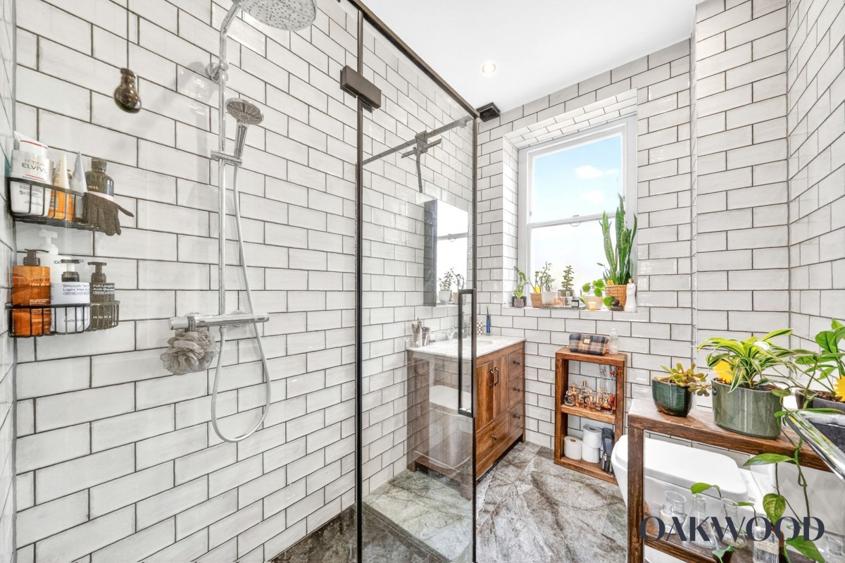 Image for London, N16 9EU