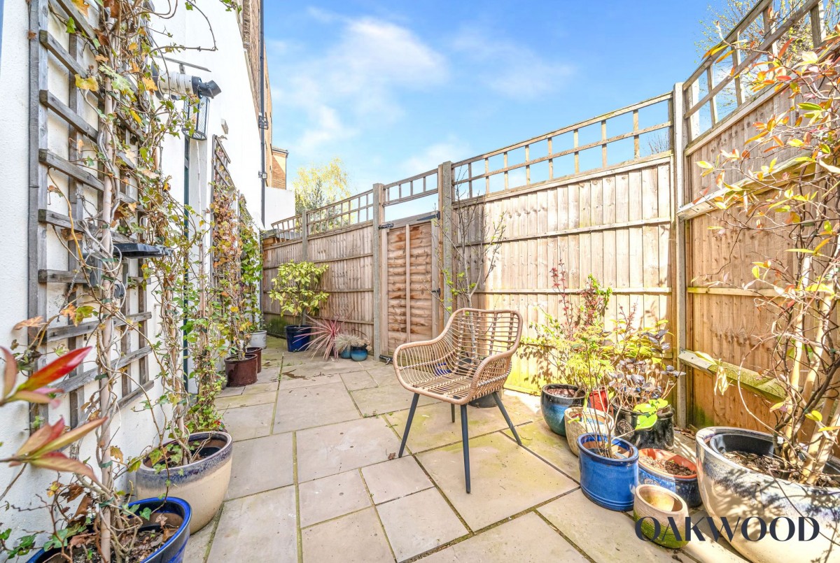 Image for London, N16 9EU