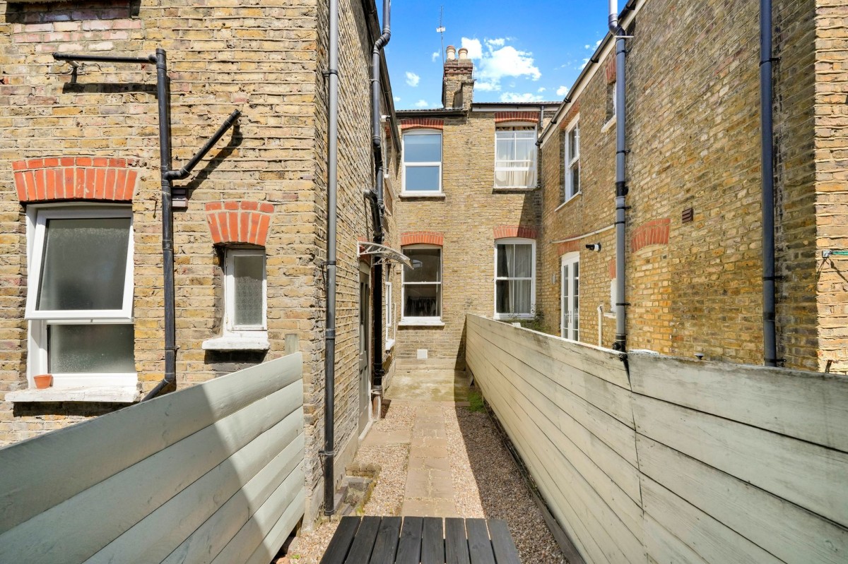 Image for London, N16 8DF