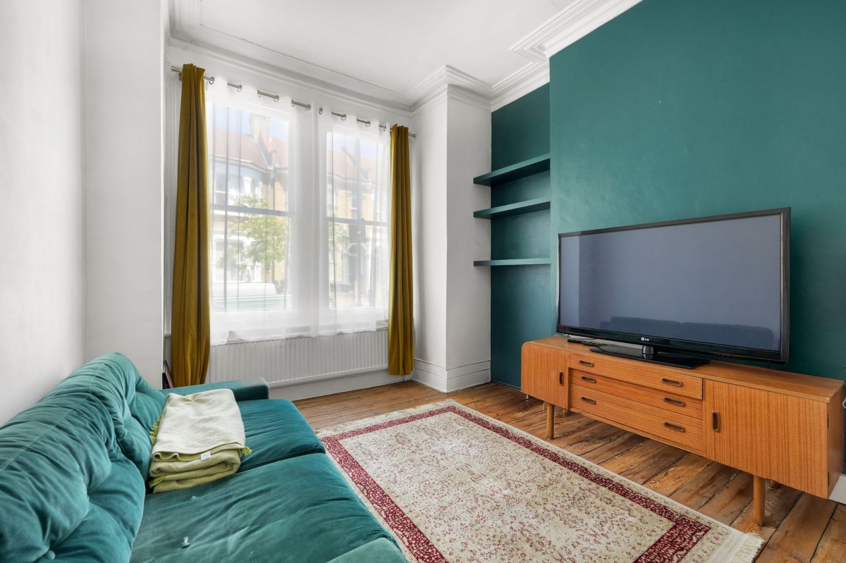 Image for London, N16 8DF