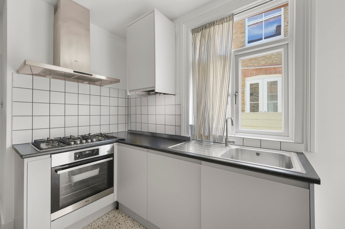 Image for London, N16 8DF