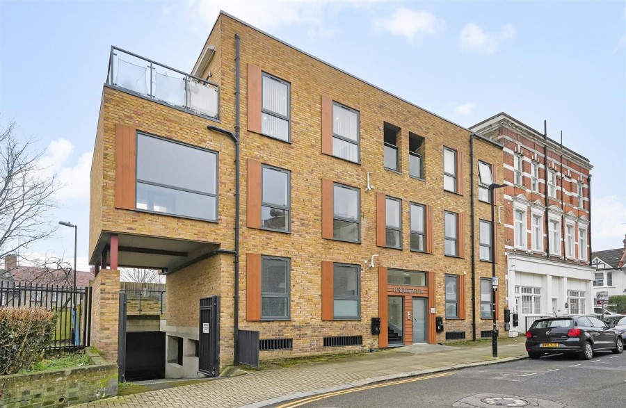 Spring Apartments, N8 7QU