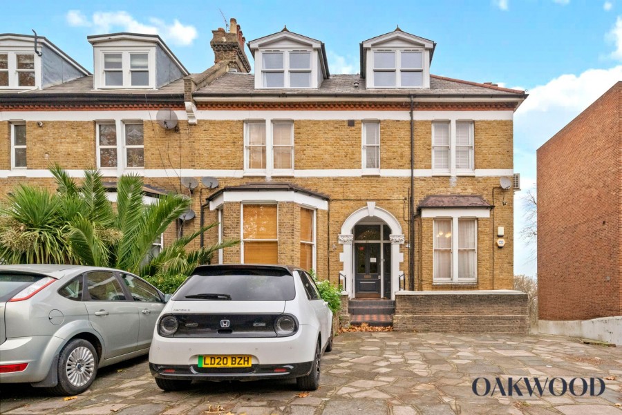 96 Amhurst Park, N16 5AR