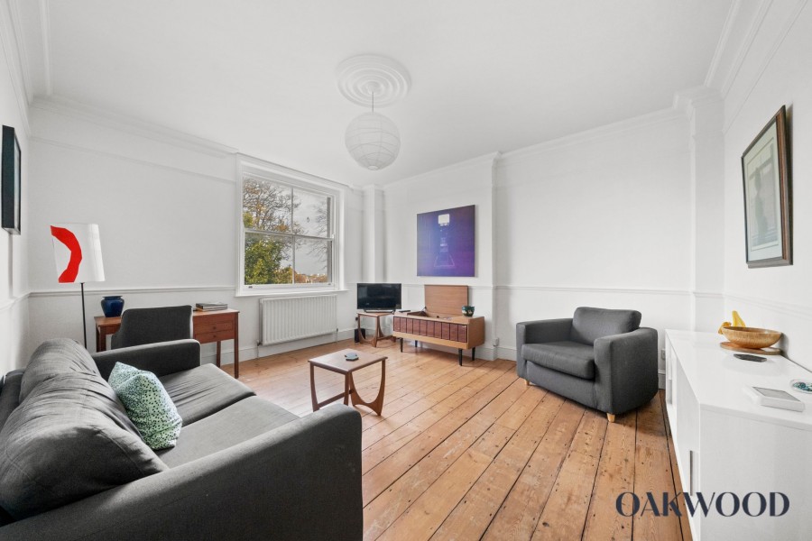 96 Amhurst Park, N16 5AR