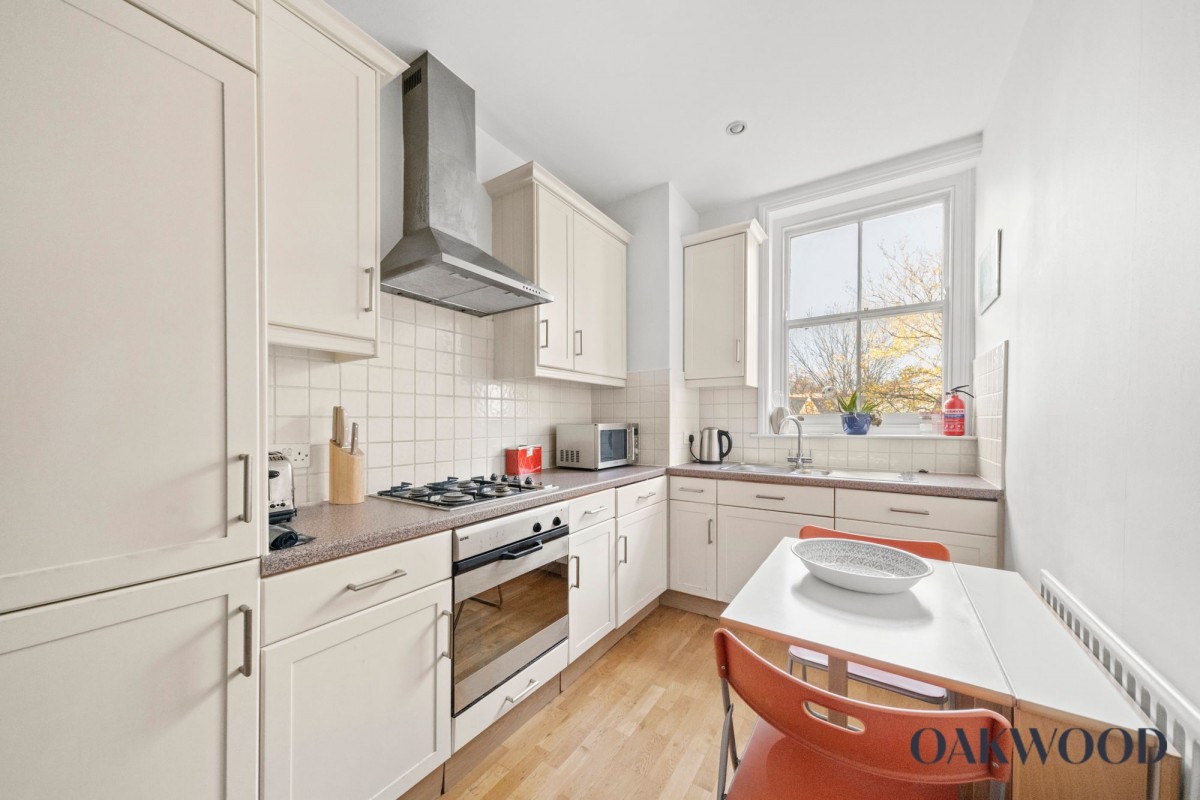 Image for 96 Amhurst Park, N16 5AR