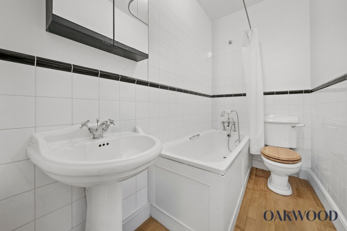 Image for 96 Amhurst Park, N16 5AR