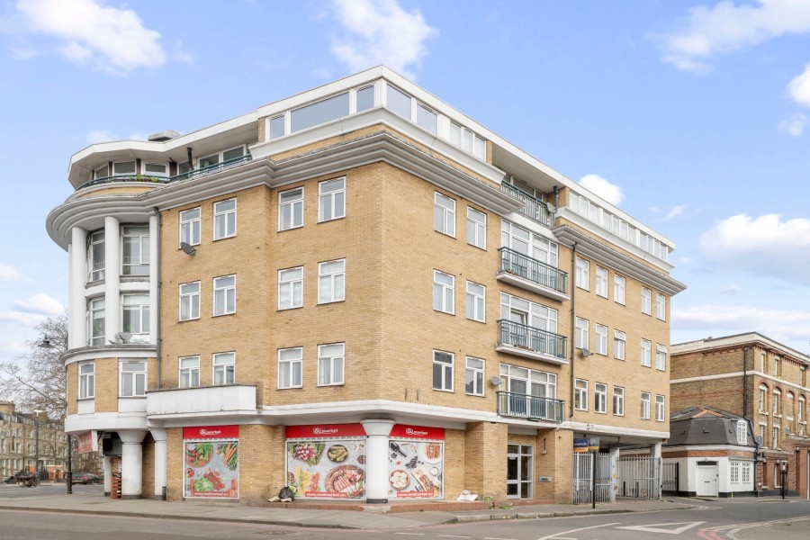 Abney Park Court, N16 7HF