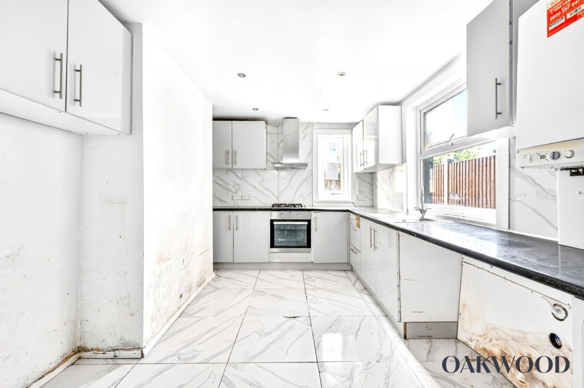Image for London, N16 8AP