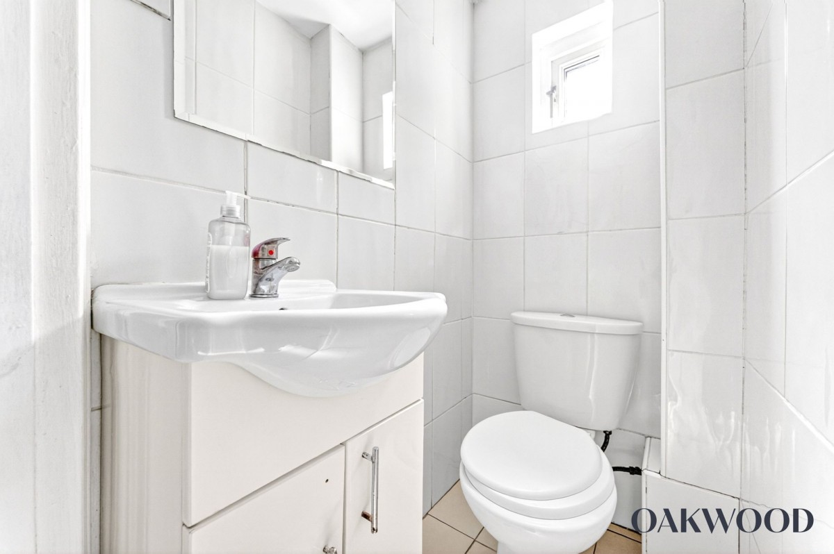 Image for London, N16 8AP