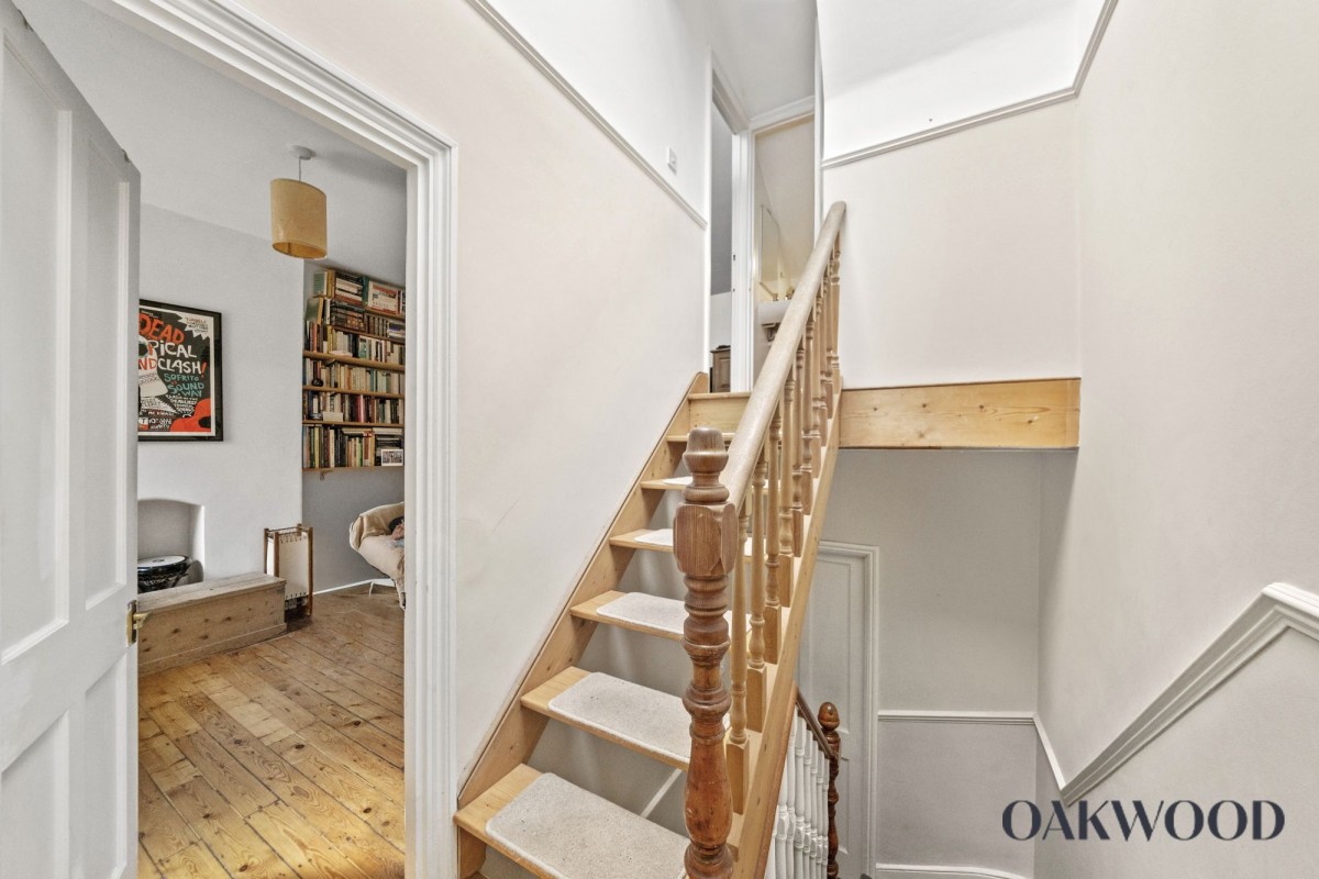 Image for London, N16 8DH