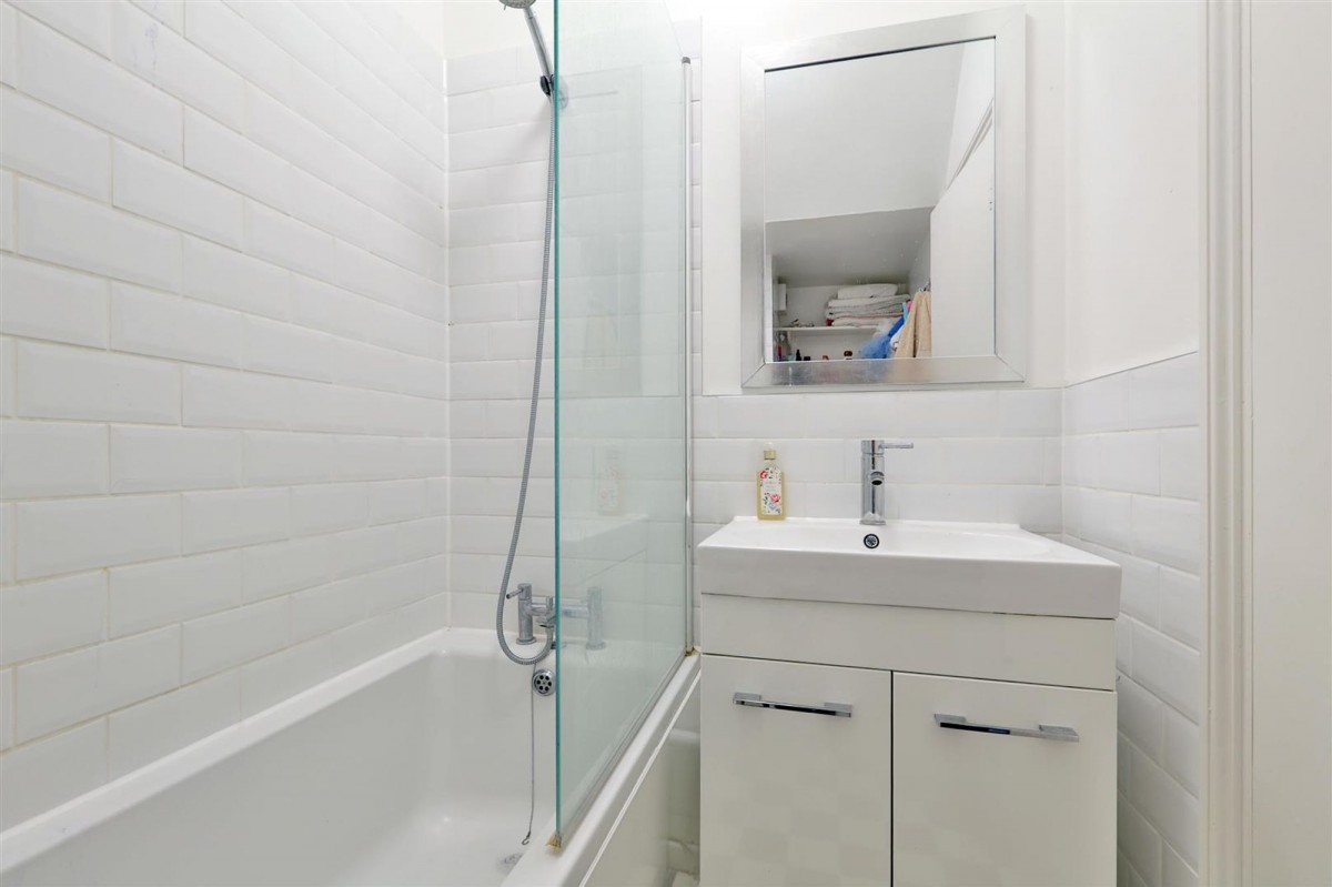 Image for London, N16 9PL