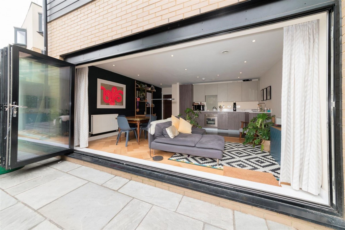 Image for London, N16 0JT