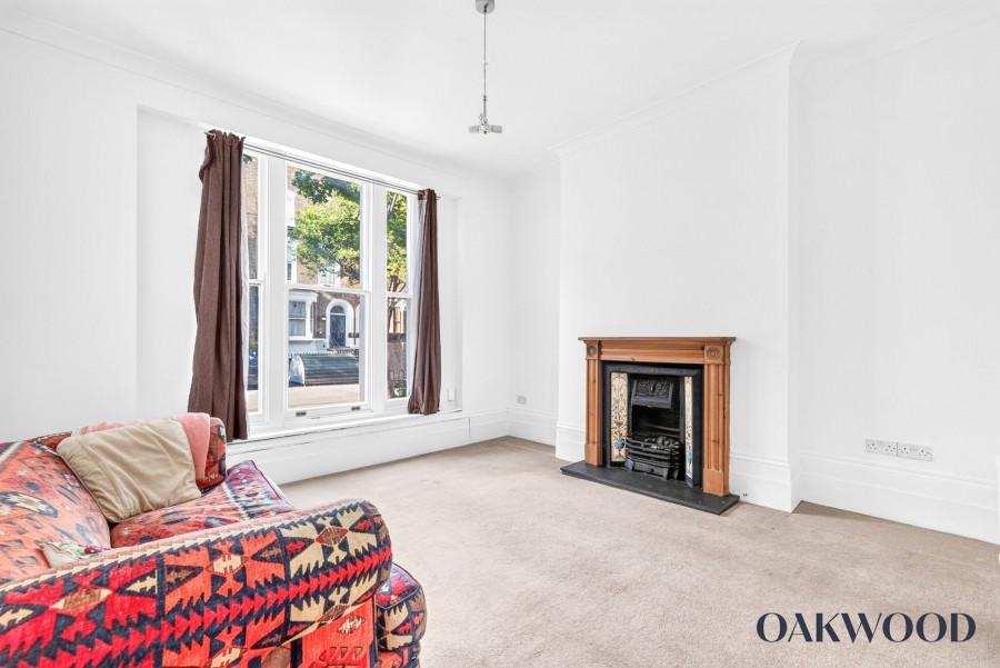 London, N5 2HS