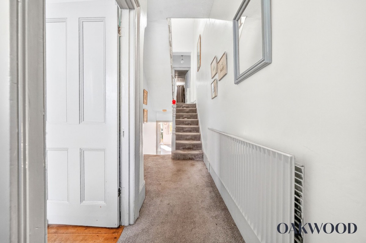 Image for London, N16 0AD