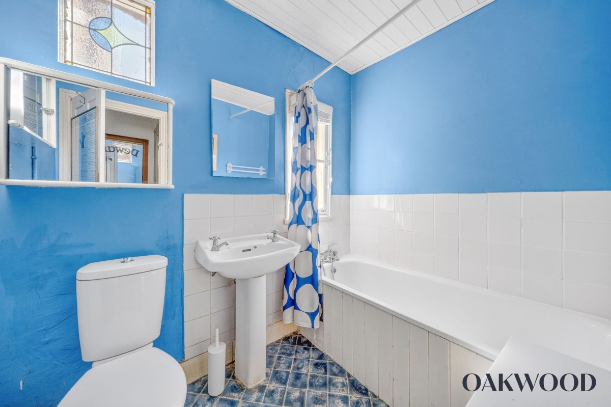 Image for London, N16 0AD