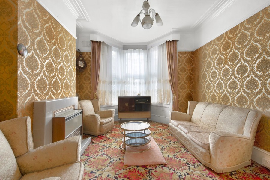 London, N16 9LJ