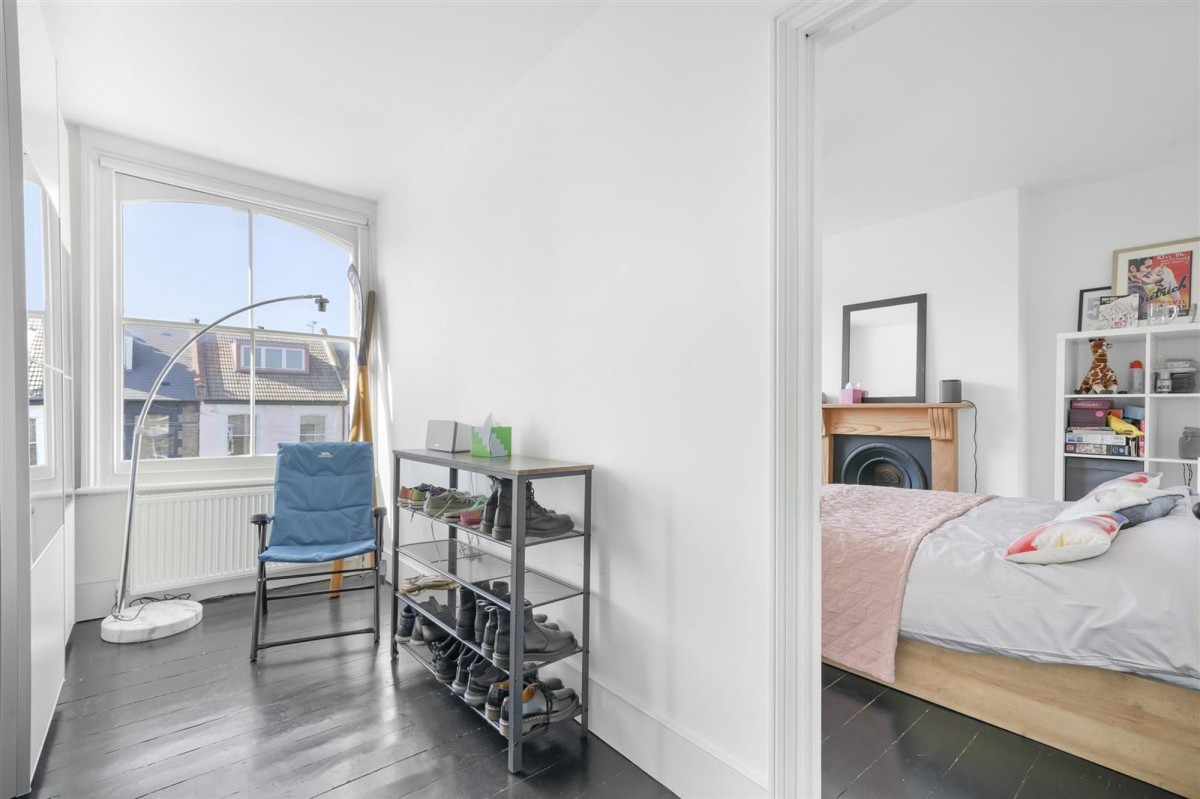 Image for London, N16 9NT
