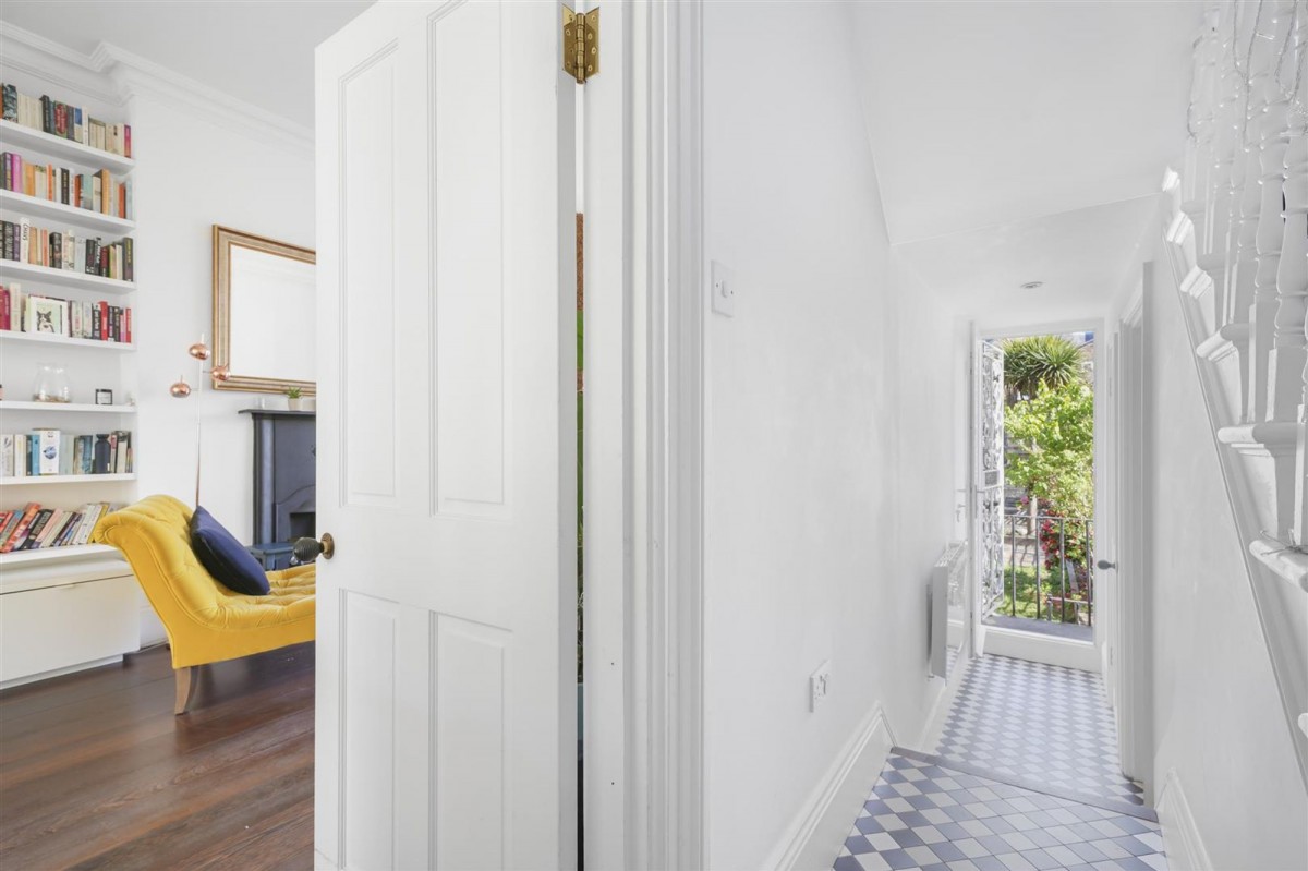 Image for London, N16 9NT