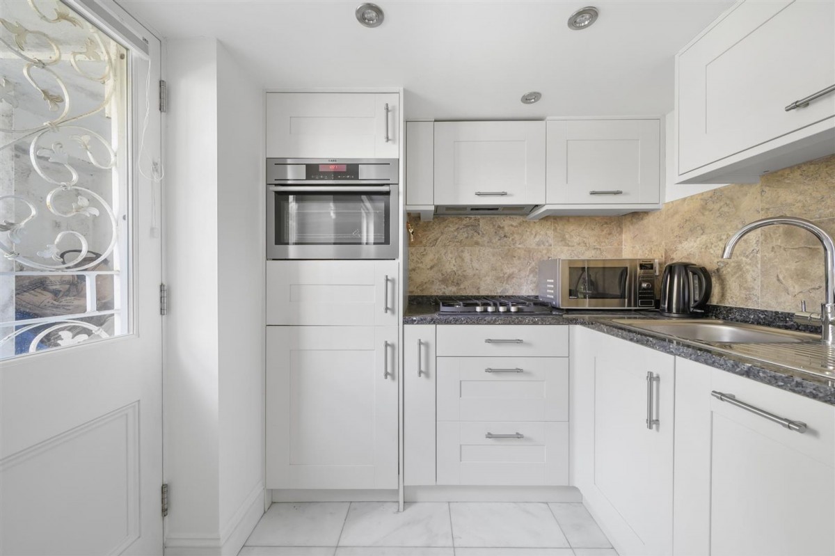 Image for London, N16 9NT