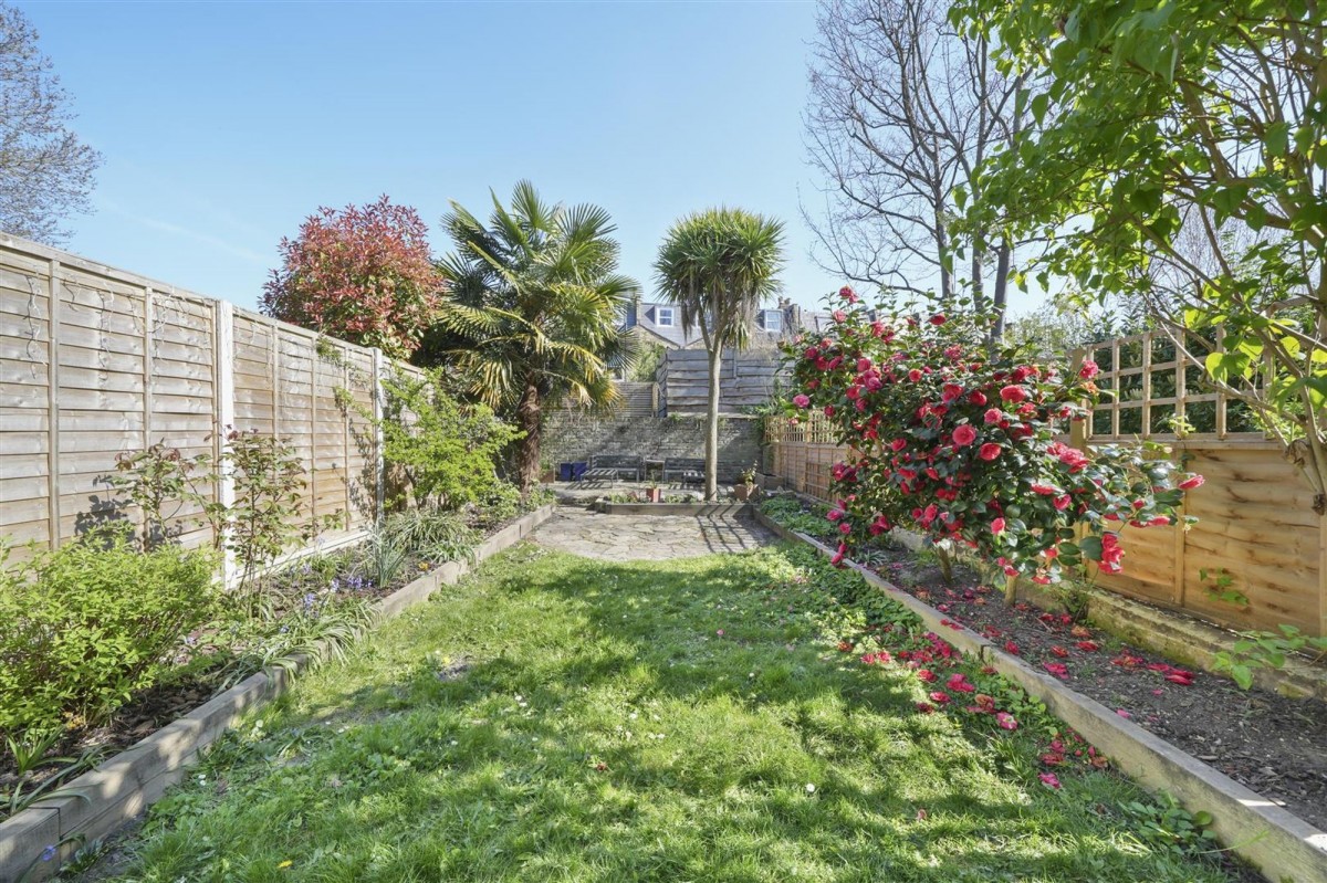 Image for London, N16 9NT