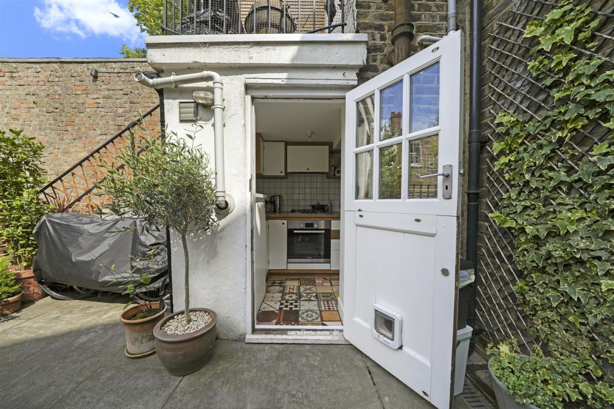 Image for London, N16 7UH